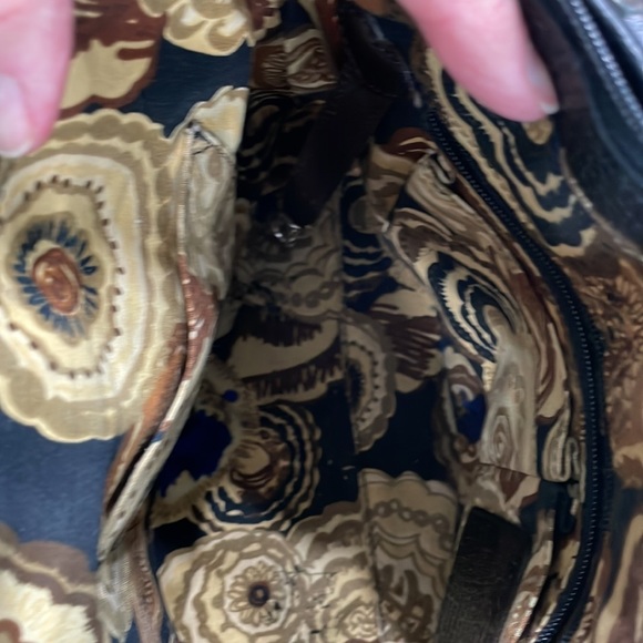 Brighton purse— zips closed— pockets inside and out that zip— great condition - Picture 3 of 12